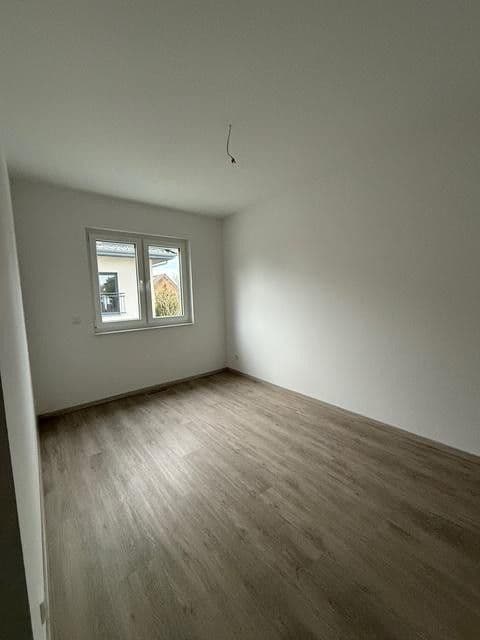 Predaj bytu 3-izbový 83 m², Bremer Str 53, Berlin, Berlín Predaj bytu 3-izbový 83 m², Bremer Str 53, Berlin, Berlín