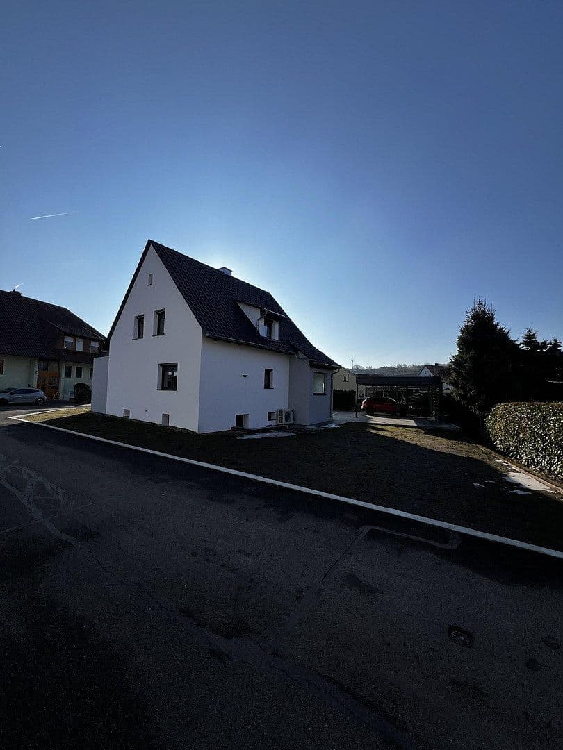 Predaj domu 135 m², pozemek 565 m², Viereth-Trunstadt, Bavorsko Predaj domu 135 m², pozemek 565 m², Viereth-Trunstadt, Bavorsko