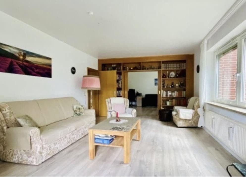 Prenájom bytu 3-izbový 98 m², Büchen, Šlezvicko-Holštajnsko Prenájom bytu 3-izbový 98 m², Büchen, Šlezvicko-Holštajnsko