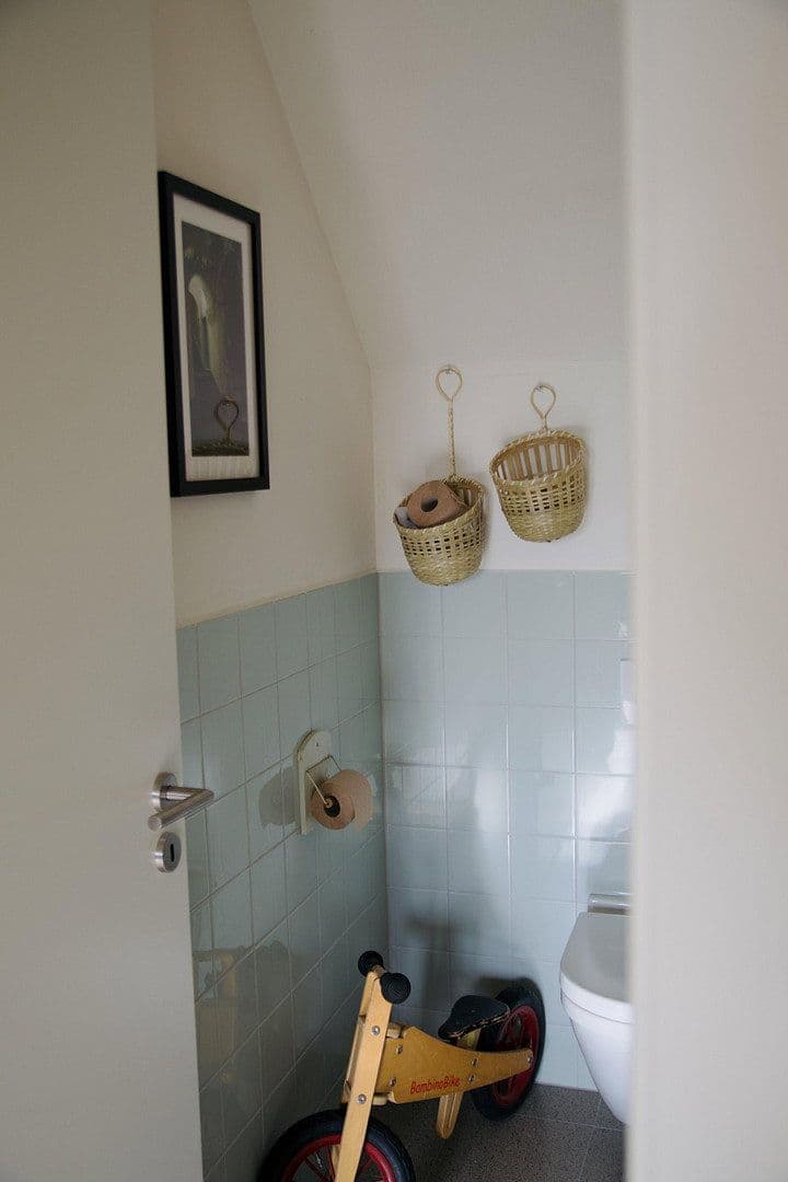 Predaj bytu 4-izbový 80 m², Köln, Severné Porýnie - Westfálsko Predaj bytu 4-izbový 80 m², Köln, Severné Porýnie - Westfálsko