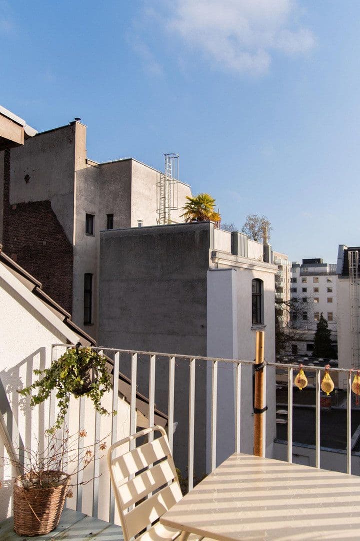 Predaj bytu 4-izbový 80 m², Köln, Severné Porýnie - Westfálsko Predaj bytu 4-izbový 80 m², Köln, Severné Porýnie - Westfálsko