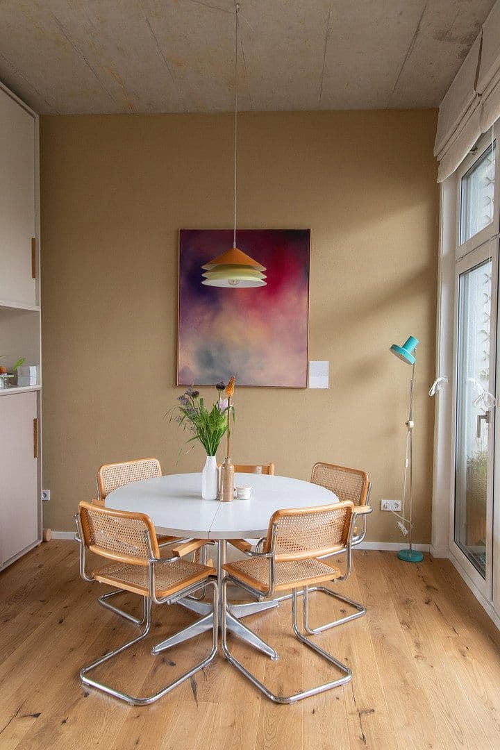 Predaj bytu 4-izbový 80 m², Köln, Severné Porýnie - Westfálsko Predaj bytu 4-izbový 80 m², Köln, Severné Porýnie - Westfálsko