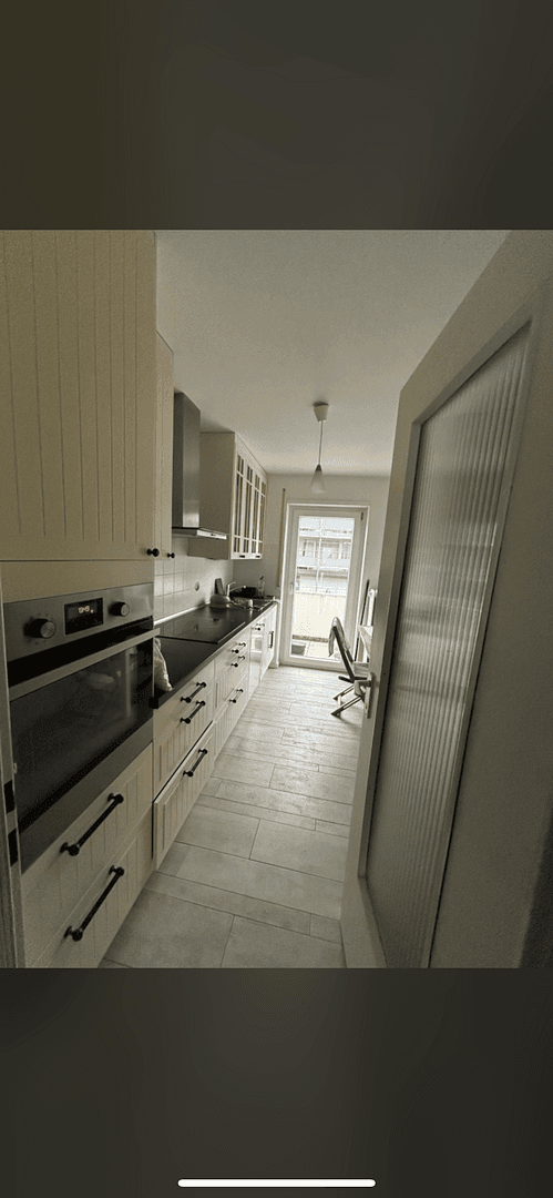 Prenájom bytu 4-izbový 15 m², Birnauer Straße 16, Konstanz, Bádensko-Wurttembersko Prenájom bytu 4-izbový 15 m², Birnauer Straße 16, Konstanz, Bádensko-Wurttembersko