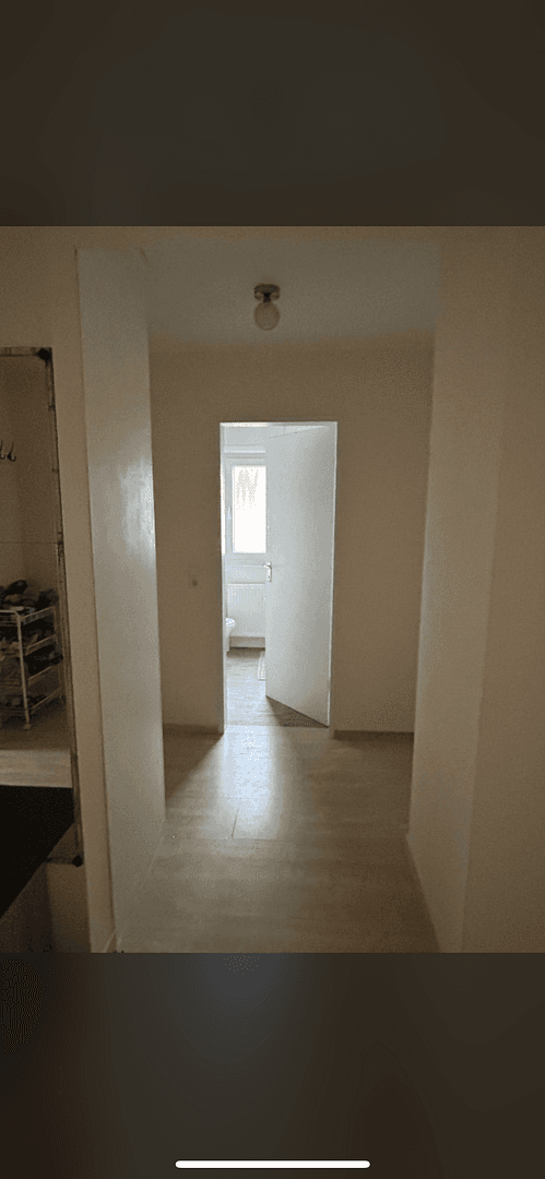 Prenájom bytu 4-izbový 15 m², Birnauer Straße 16, Konstanz, Bádensko-Wurttembersko Prenájom bytu 4-izbový 15 m², Birnauer Straße 16, Konstanz, Bádensko-Wurttembersko