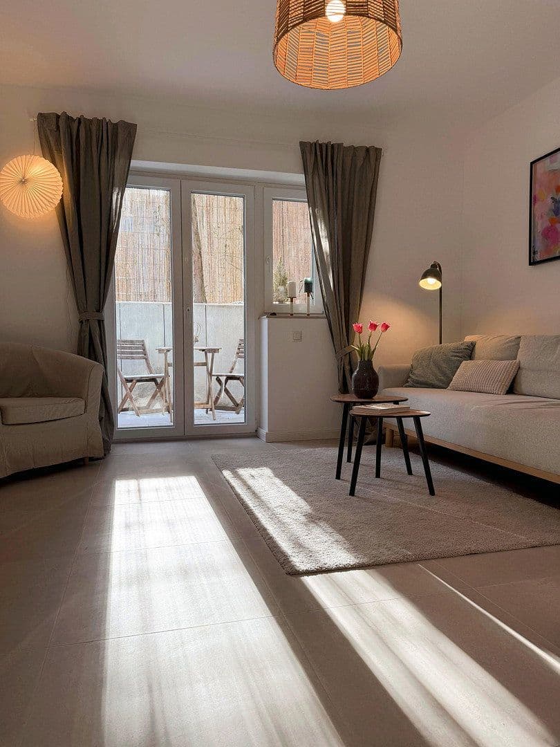 Prenájom bytu 2-izbový 55 m², Berlin, Berlín Prenájom bytu 2-izbový 55 m², Berlin, Berlín