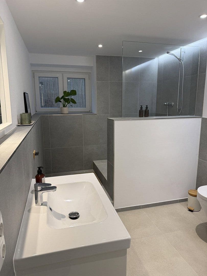 Prenájom bytu 2-izbový 55 m², Berlin, Berlín Prenájom bytu 2-izbový 55 m², Berlin, Berlín