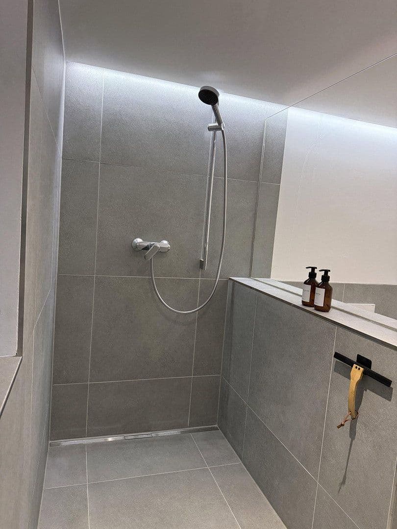 Prenájom bytu 2-izbový 55 m², Berlin, Berlín Prenájom bytu 2-izbový 55 m², Berlin, Berlín