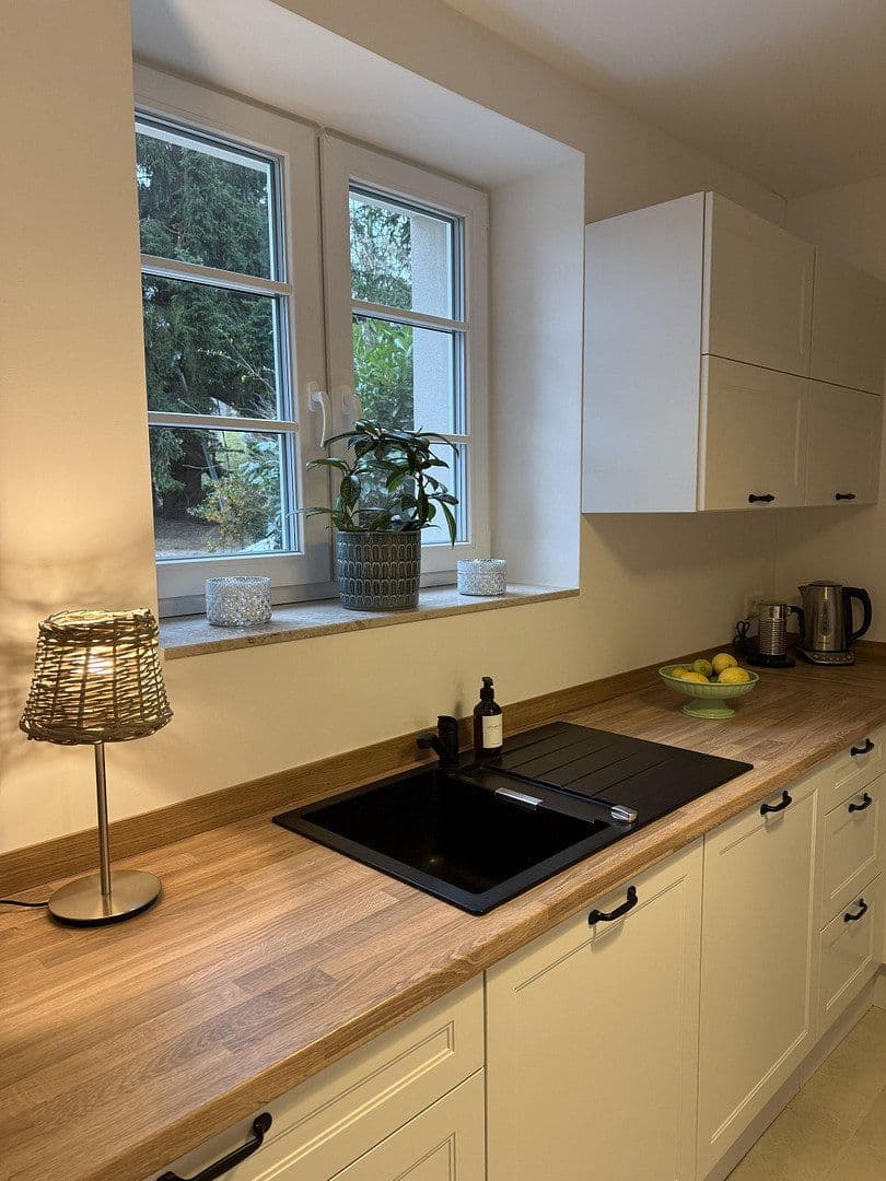 Prenájom bytu 2-izbový 55 m², Berlin, Berlín Prenájom bytu 2-izbový 55 m², Berlin, Berlín