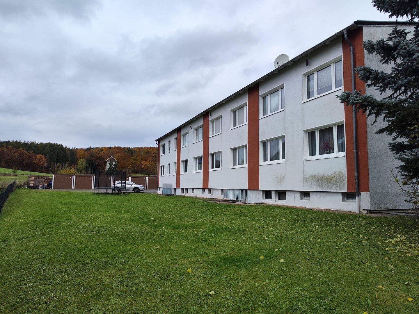 Predaj domu 505 m², pozemek 1.077 m², Rhönblick, Durínsko Predaj domu 505 m², pozemek 1.077 m², Rhönblick, Durínsko