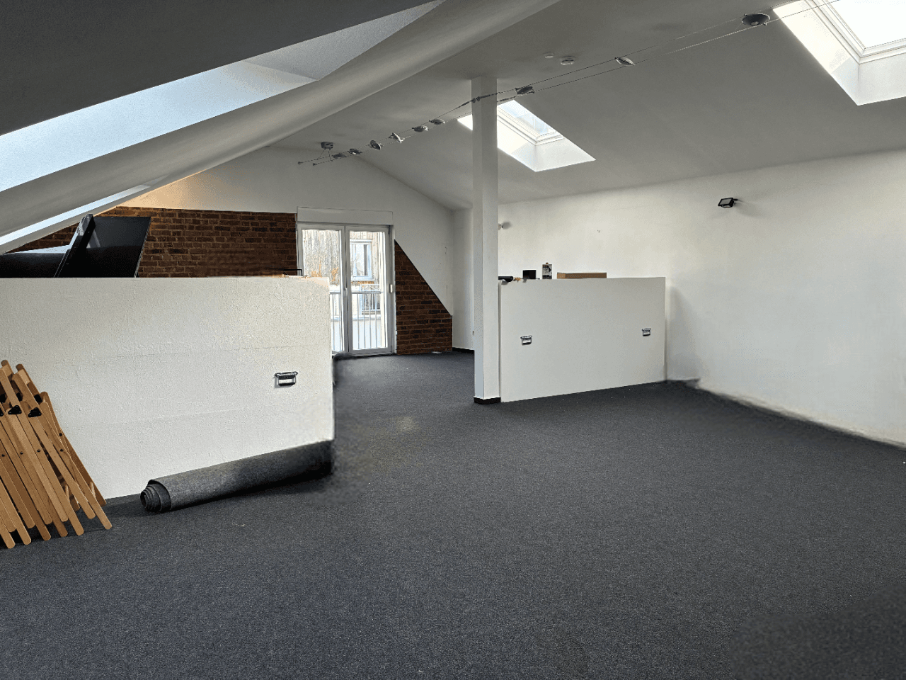 Prenájom kancelárie 75 m², Höchster Straße 18, Groß-Umstadt, Hesensko Prenájom kancelárie 75 m², Höchster Straße 18, Groß-Umstadt, Hesensko