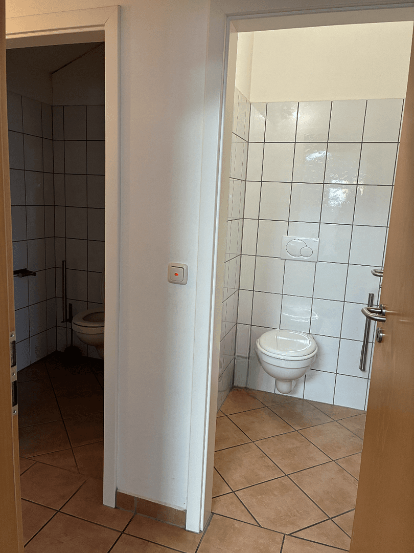 Prenájom kancelárie 75 m², Höchster Straße 18, Groß-Umstadt, Hesensko Prenájom kancelárie 75 m², Höchster Straße 18, Groß-Umstadt, Hesensko