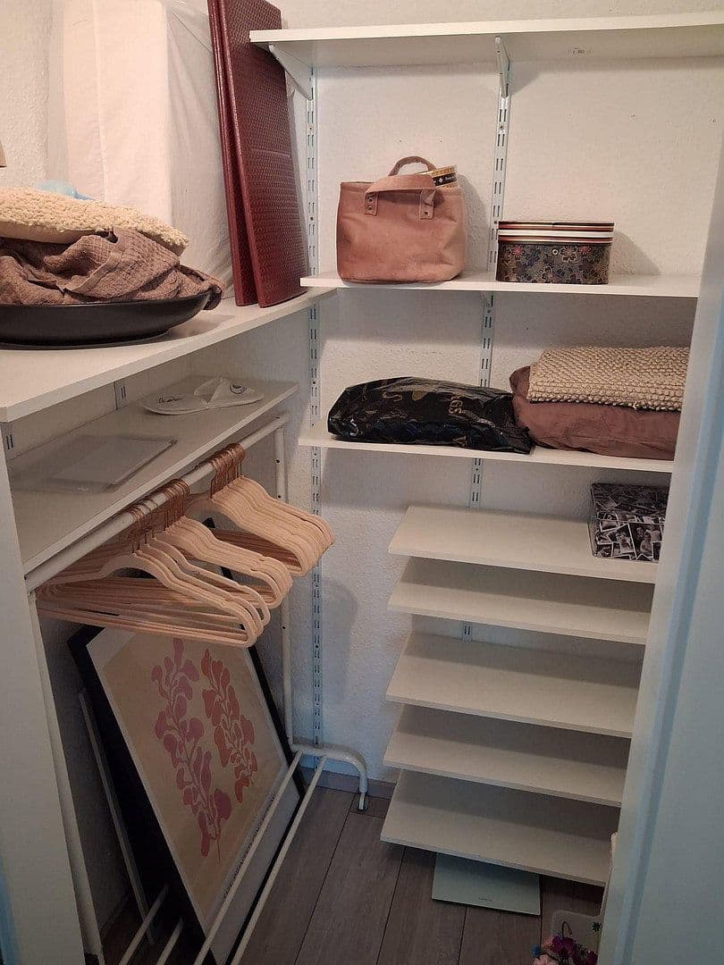 Prenájom bytu 2-izbový 50 m², Dillenburger Straße 38–40, Köln, Severné Porýnie - Westfálsko Prenájom bytu 2-izbový 50 m², Dillenburger Straße 38–40, Köln, Severné Porýnie - Westfálsko