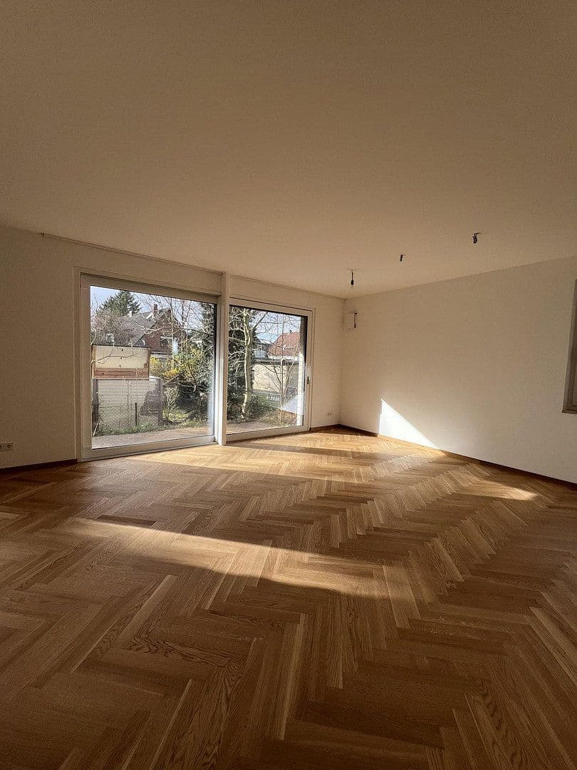 Prenájom bytu 6-izbový 142 m², Sülldorfer Landstraße 8a, Hamburg, Hamburg Prenájom bytu 6-izbový 142 m², Sülldorfer Landstraße 8a, Hamburg, Hamburg
