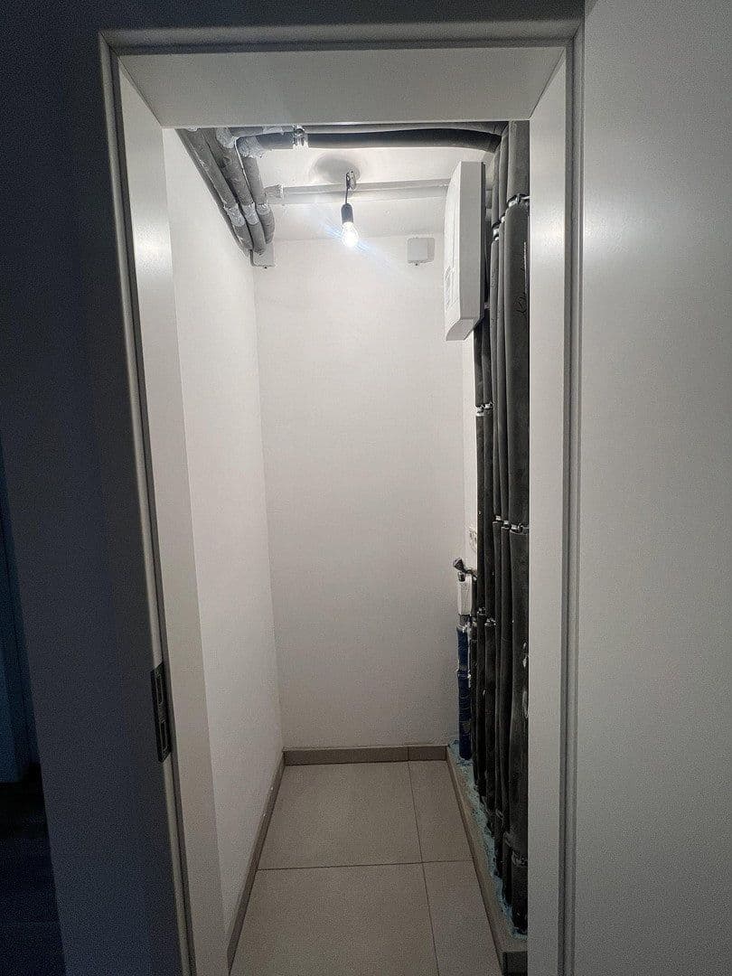 Prenájom bytu 6-izbový 142 m², Sülldorfer Landstraße 8a, Hamburg, Hamburg Prenájom bytu 6-izbový 142 m², Sülldorfer Landstraße 8a, Hamburg, Hamburg