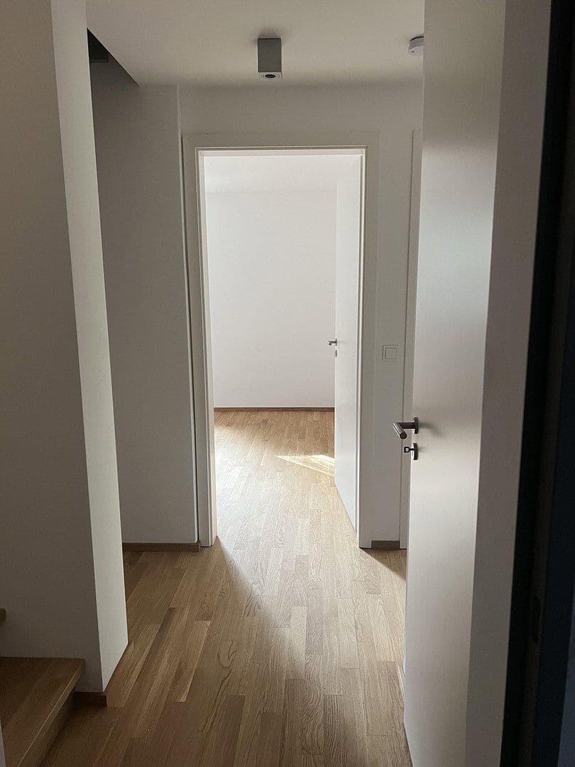 Prenájom bytu 6-izbový 142 m², Sülldorfer Landstraße 8a, Hamburg, Hamburg Prenájom bytu 6-izbový 142 m², Sülldorfer Landstraße 8a, Hamburg, Hamburg
