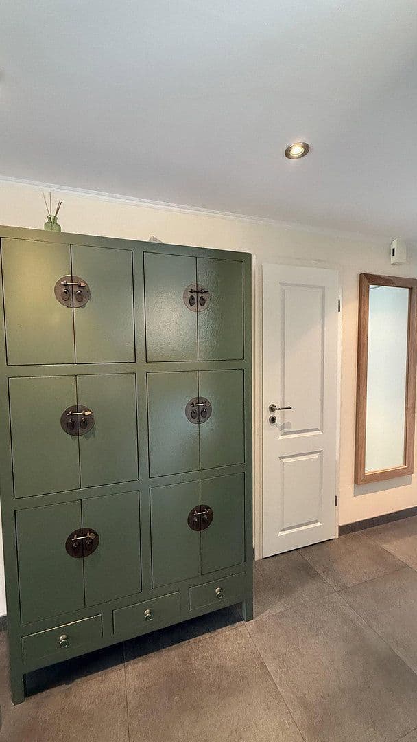 Prenájom bytu 3-izbový 77 m², Hamburg, Hamburg Prenájom bytu 3-izbový 77 m², Hamburg, Hamburg