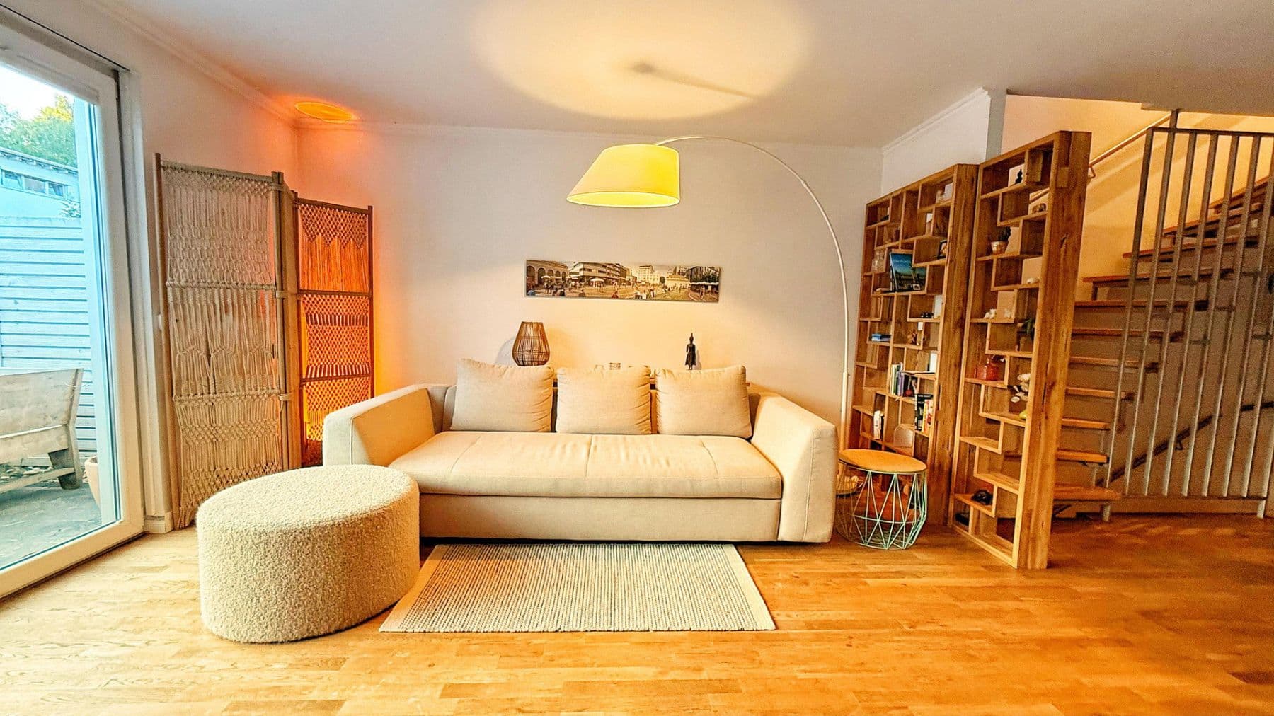 Prenájom bytu 3-izbový 77 m², Hamburg, Hamburg Prenájom bytu 3-izbový 77 m², Hamburg, Hamburg