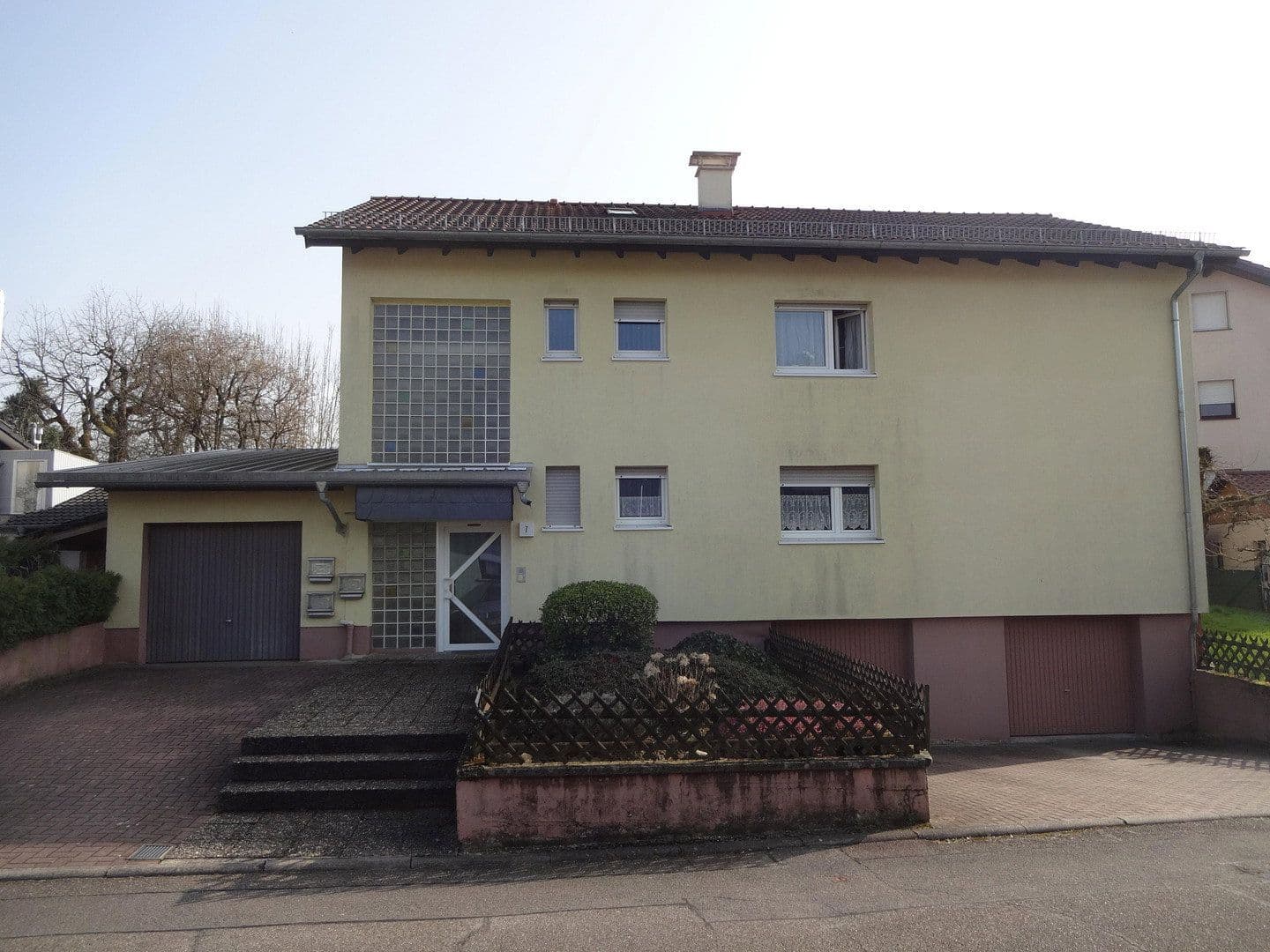 Predaj domu 250 m², pozemek 710 m², Wiesenbach, Bádensko-Wurttembersko Predaj domu 250 m², pozemek 710 m², Wiesenbach, Bádensko-Wurttembersko