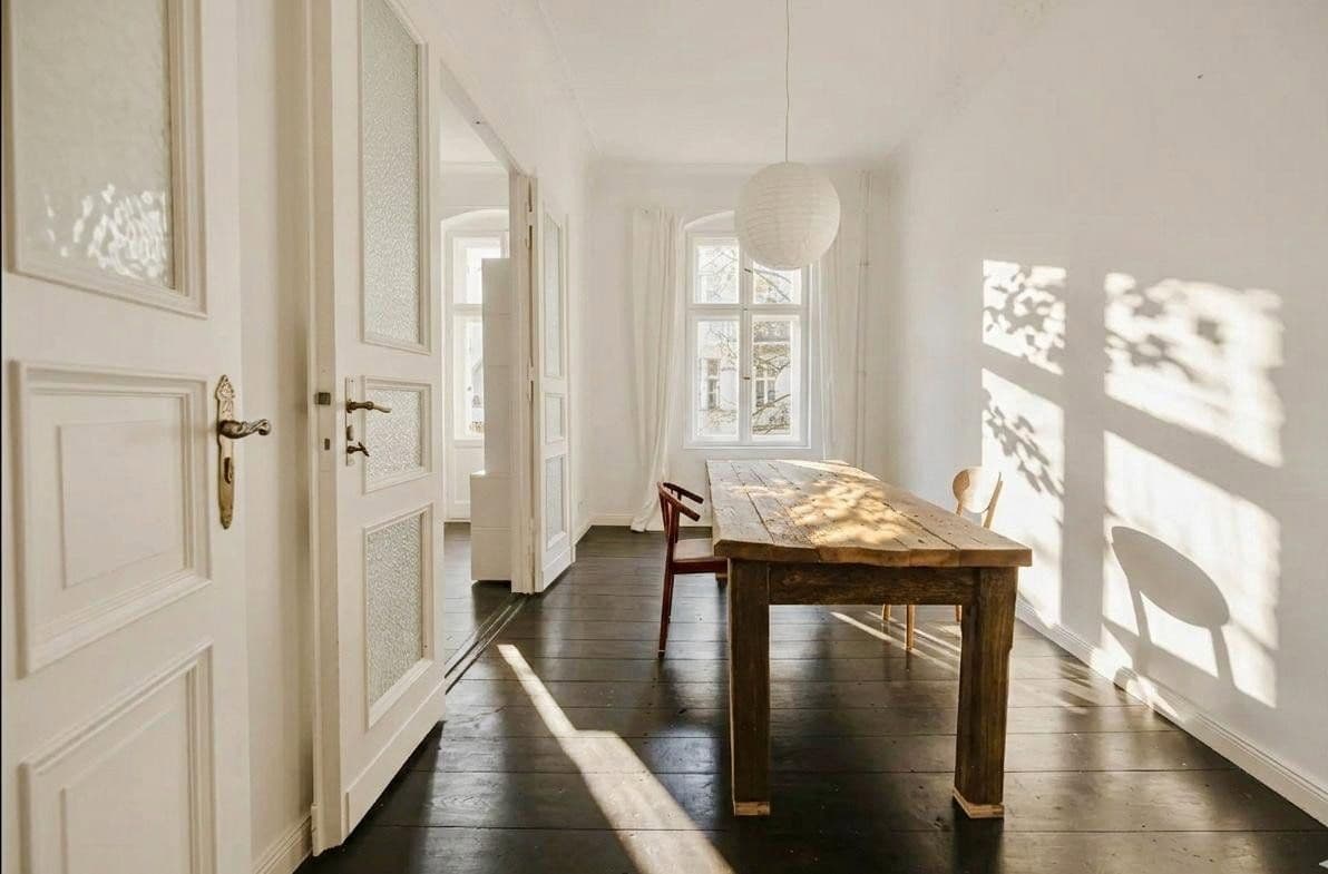 Predaj bytu 4-izbový 80 m², Berlin, Berlín Predaj bytu 4-izbový 80 m², Berlin, Berlín