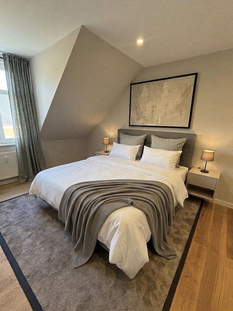 Prenájom bytu 3-izbový 89 m², Walther-Rathenau-Straße 28a, Zwickau, Sasko Prenájom bytu 3-izbový 89 m², Walther-Rathenau-Straße 28a, Zwickau, Sasko