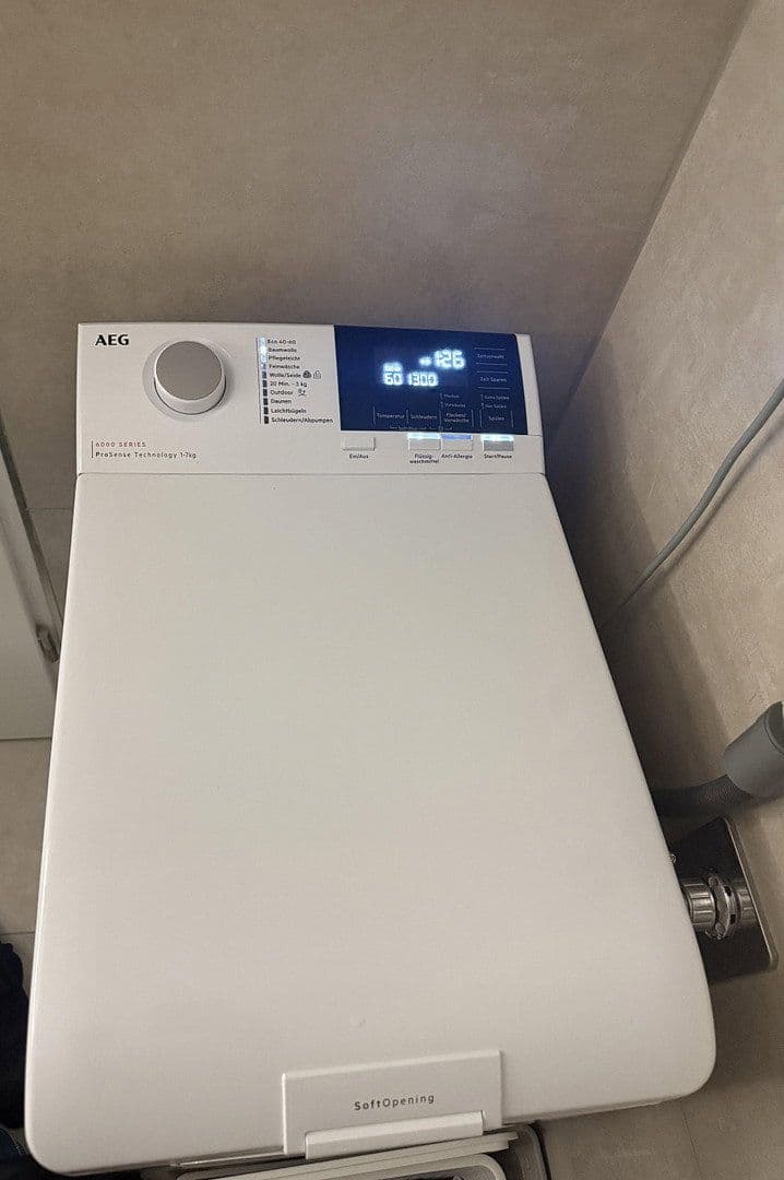 Prenájom bytu 3-izbový 89 m², Walther-Rathenau-Straße 28a, Zwickau, Sasko Prenájom bytu 3-izbový 89 m², Walther-Rathenau-Straße 28a, Zwickau, Sasko