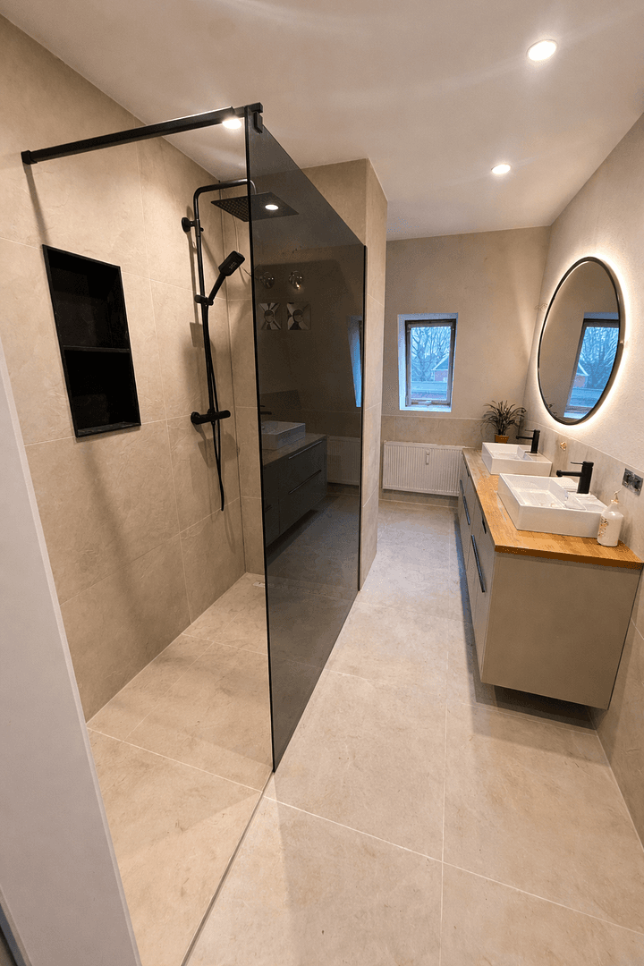 Prenájom bytu 3-izbový 89 m², Walther-Rathenau-Straße 28a, Zwickau, Sasko Prenájom bytu 3-izbový 89 m², Walther-Rathenau-Straße 28a, Zwickau, Sasko