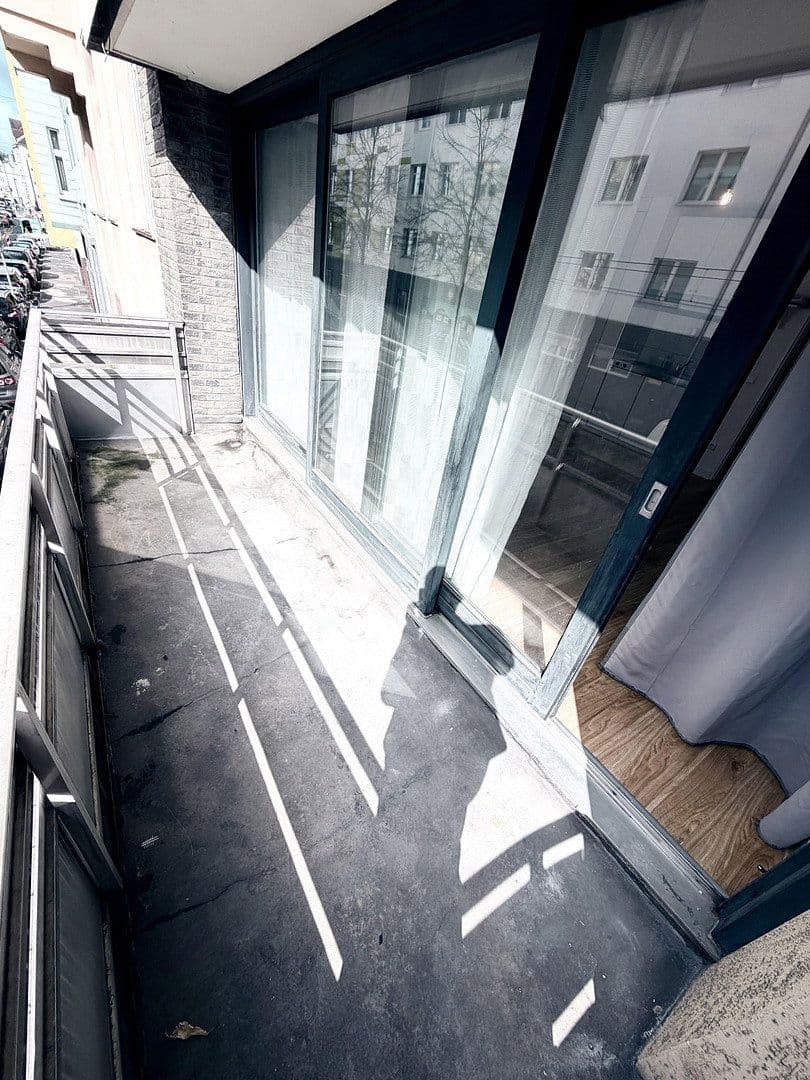 Prenájom bytu 1-izbový 34 m², Gladbacher Str. 15, Düsseldorf, Severné Porýnie - Westfálsko Prenájom bytu 1-izbový 34 m², Gladbacher Str. 15, Düsseldorf, Severné Porýnie - Westfálsko