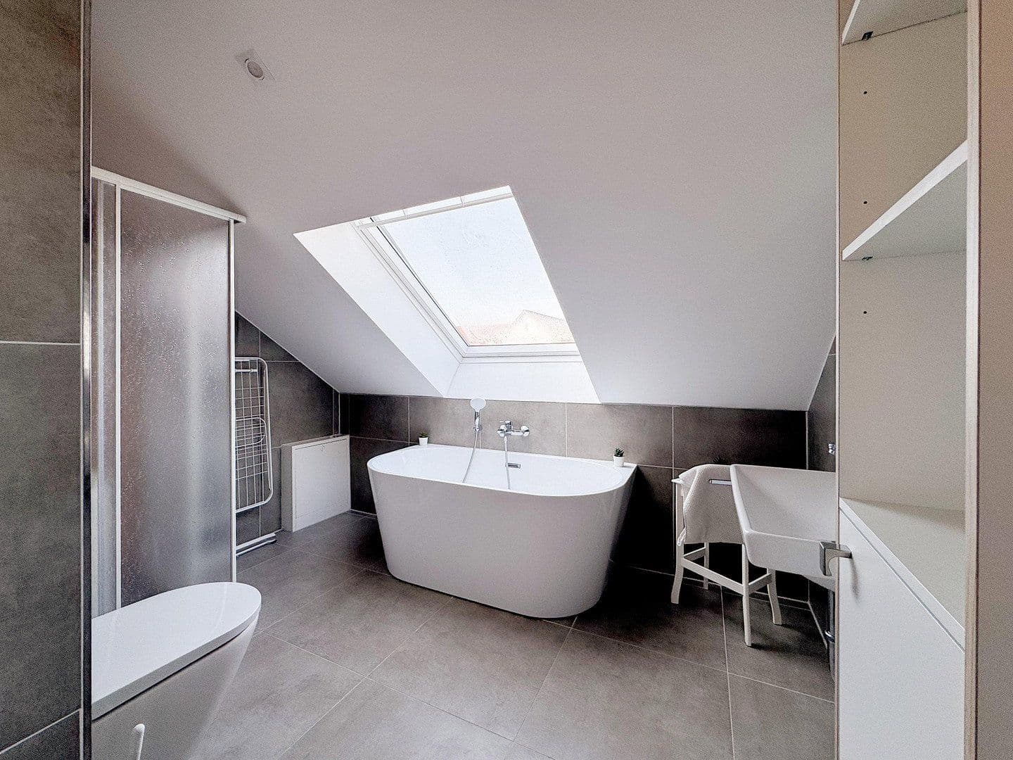 Predaj domu 141 m², pozemek 205 m², Zäher Wille, Mannheim, Bádensko-Wurttembersko Predaj domu 141 m², pozemek 205 m², Zäher Wille, Mannheim, Bádensko-Wurttembersko