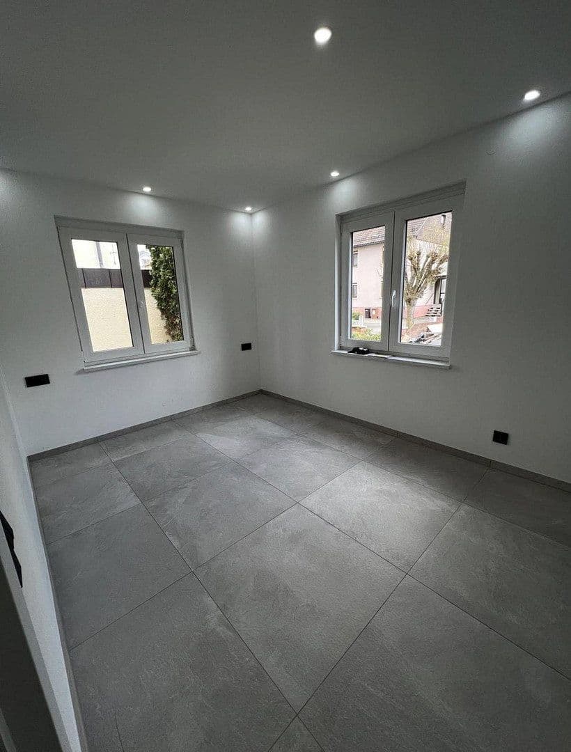 Predaj domu 143 m², pozemek 374 m², Justinus-Kerner.Str.7, Denkendorf, Bádensko-Wurttembersko Predaj domu 143 m², pozemek 374 m², Justinus-Kerner.Str.7, Denkendorf, Bádensko-Wurttembersko