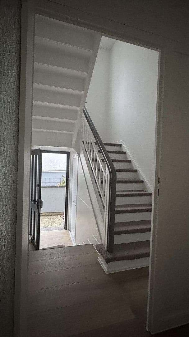 Predaj domu 210 m², pozemek 600 m², Sankt Augustin, Severné Porýnie - Westfálsko Predaj domu 210 m², pozemek 600 m², Sankt Augustin, Severné Porýnie - Westfálsko