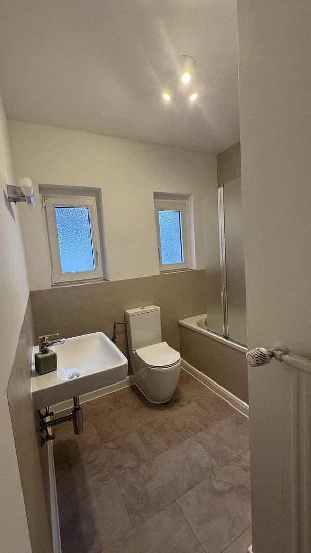 Predaj domu 210 m², pozemek 600 m², Sankt Augustin, Severné Porýnie - Westfálsko Predaj domu 210 m², pozemek 600 m², Sankt Augustin, Severné Porýnie - Westfálsko