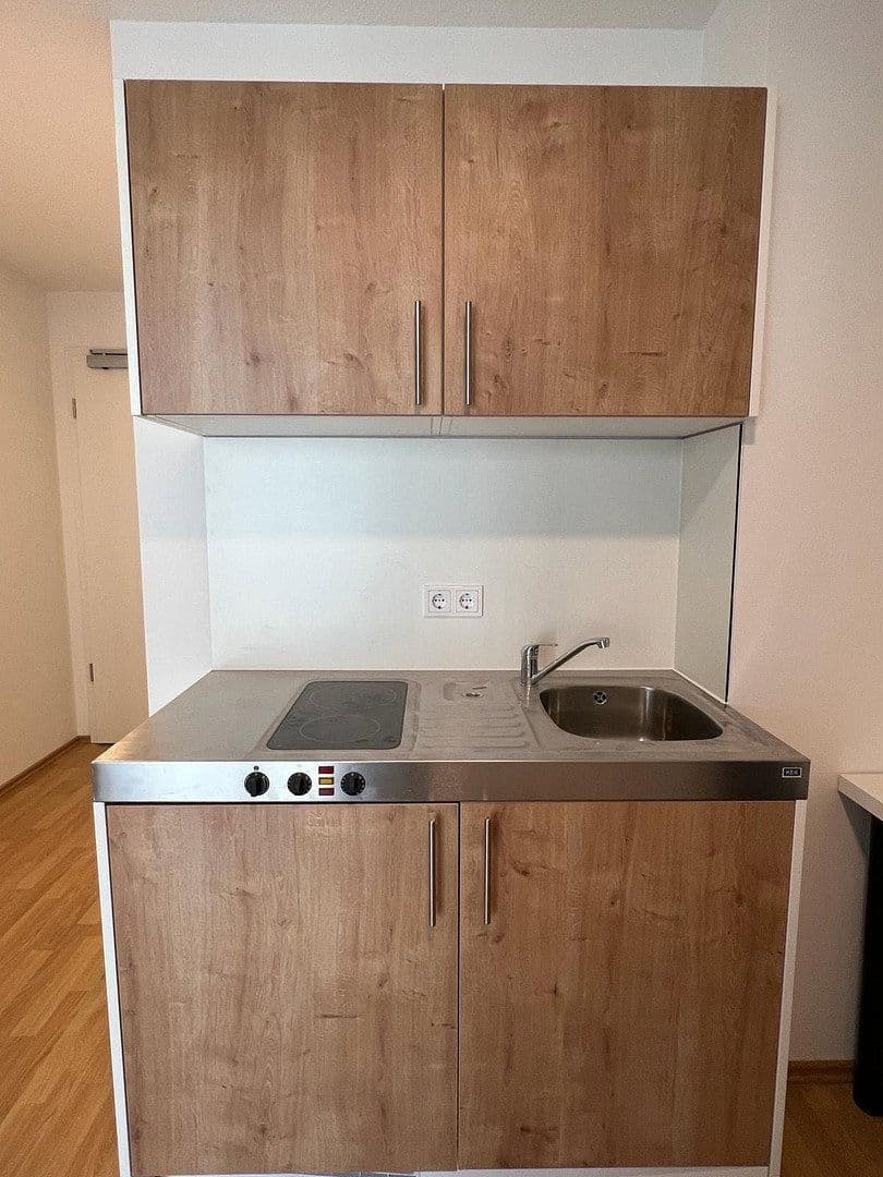 Prenájom bytu 1-izbový 22 m², Künhoferstraße 22, Nürnberg, Bavorsko Prenájom bytu 1-izbový 22 m², Künhoferstraße 22, Nürnberg, Bavorsko