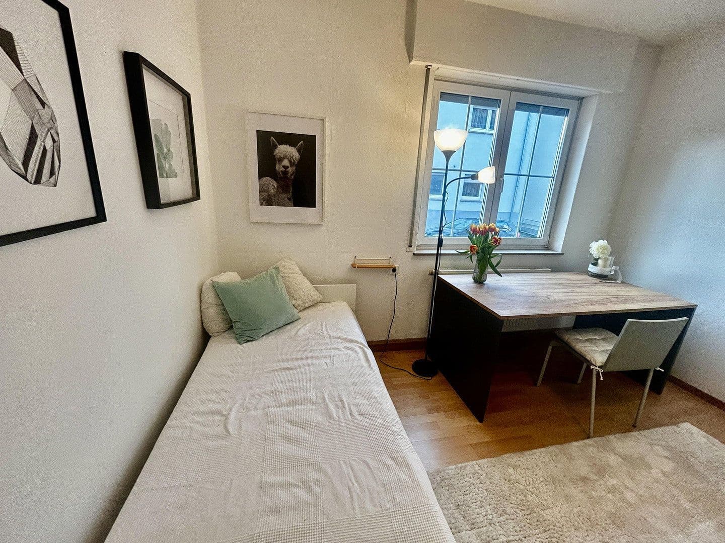 Prenájom bytu 1-izbový 15 m², Stuttgart, Bádensko-Wurttembersko Prenájom bytu 1-izbový 15 m², Stuttgart, Bádensko-Wurttembersko