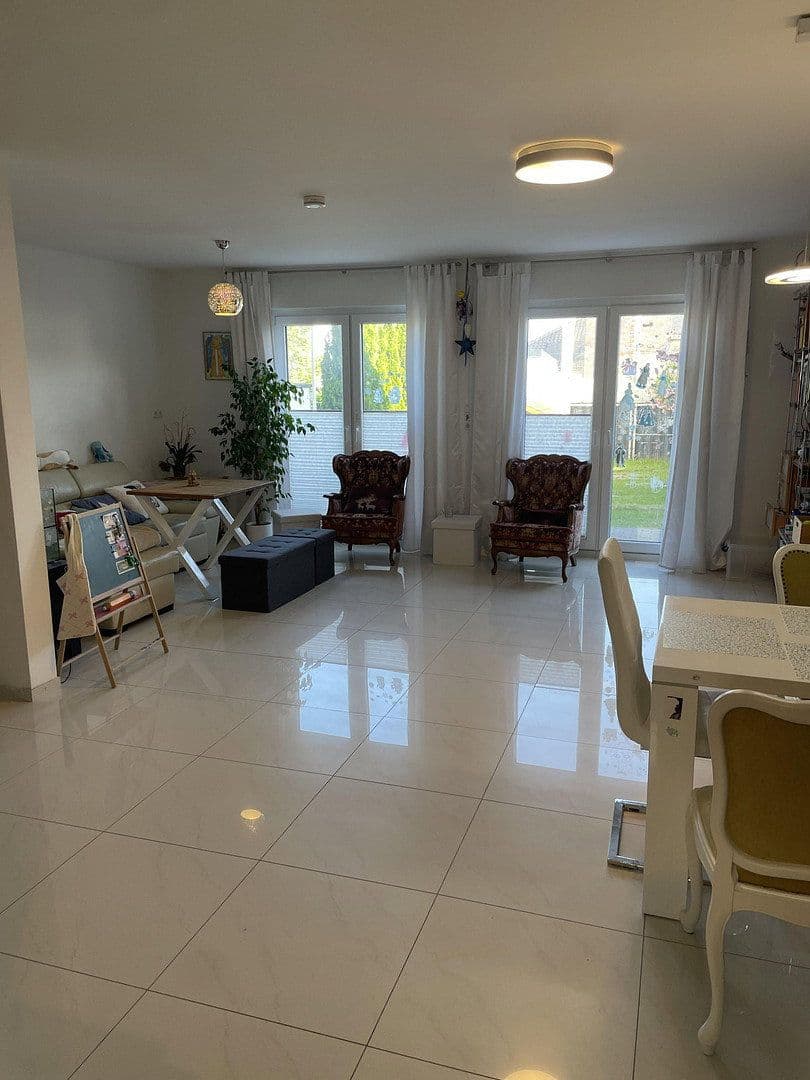 Predaj domu 125 m², pozemek 181 m², Theodor-Heus-Str. 40, Sarstedt, Dolné Sasko Predaj domu 125 m², pozemek 181 m², Theodor-Heus-Str. 40, Sarstedt, Dolné Sasko