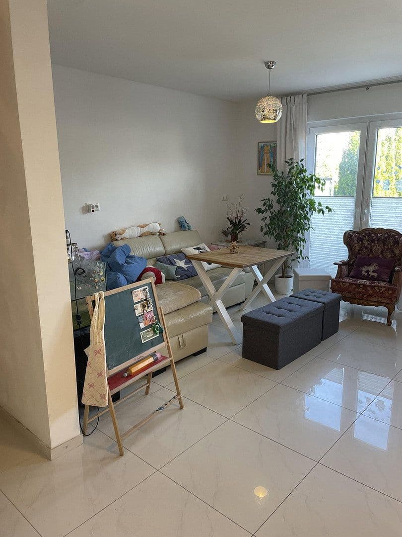 Predaj domu 125 m², pozemek 181 m², Theodor-Heus-Str. 40, Sarstedt, Dolné Sasko Predaj domu 125 m², pozemek 181 m², Theodor-Heus-Str. 40, Sarstedt, Dolné Sasko