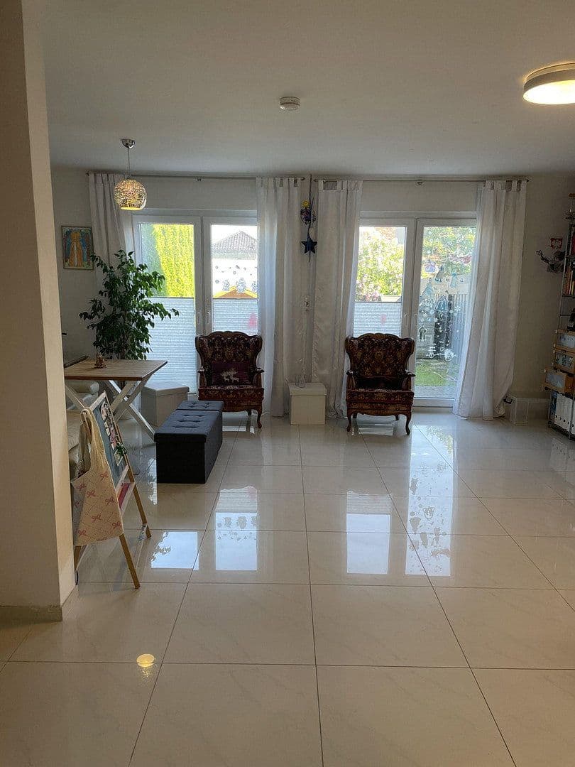 Predaj domu 125 m², pozemek 181 m², Theodor-Heus-Str. 40, Sarstedt, Dolné Sasko Predaj domu 125 m², pozemek 181 m², Theodor-Heus-Str. 40, Sarstedt, Dolné Sasko