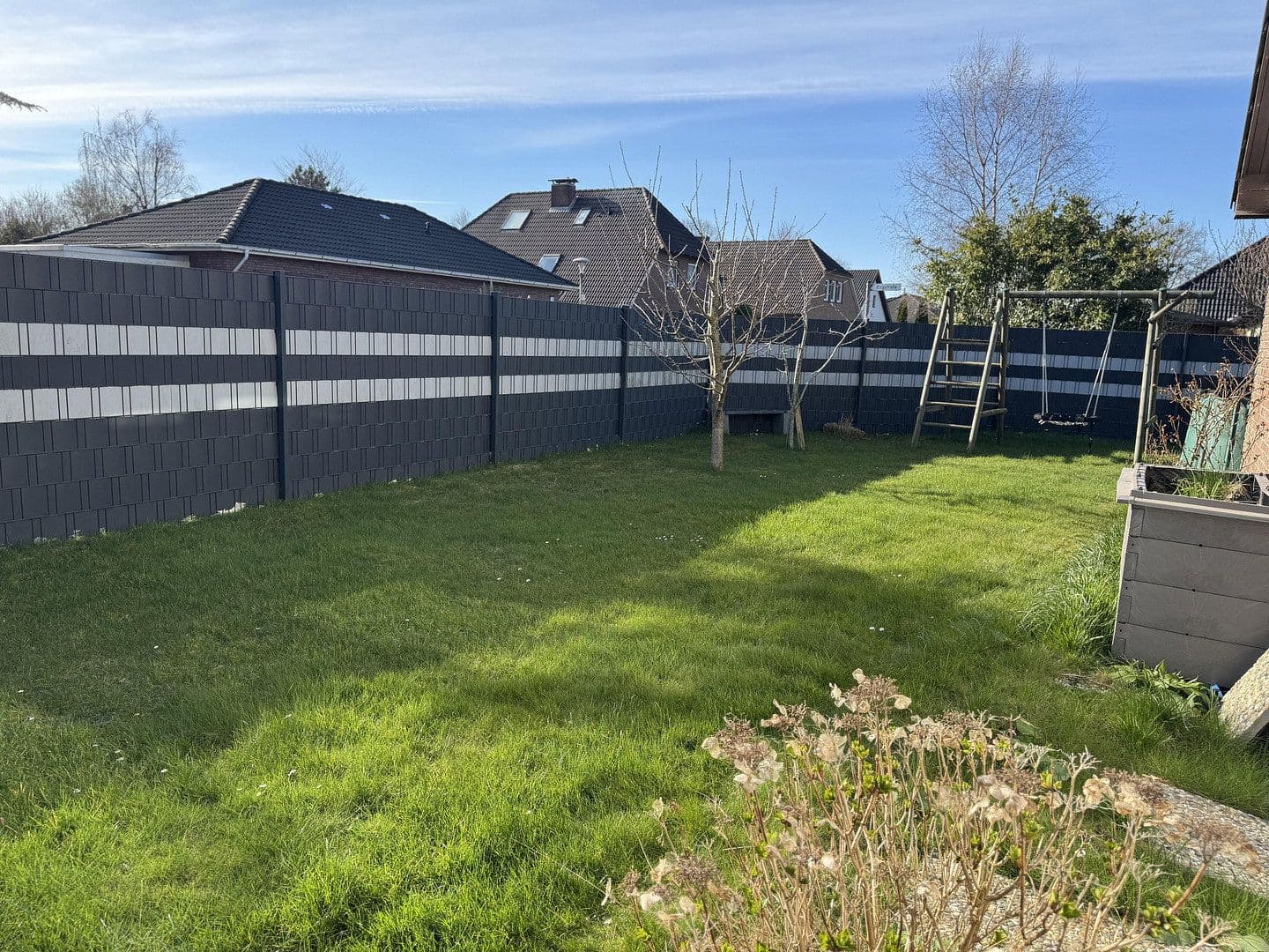 Predaj domu 250 m², pozemek 654 m², Norden, Dolné Sasko Predaj domu 250 m², pozemek 654 m², Norden, Dolné Sasko