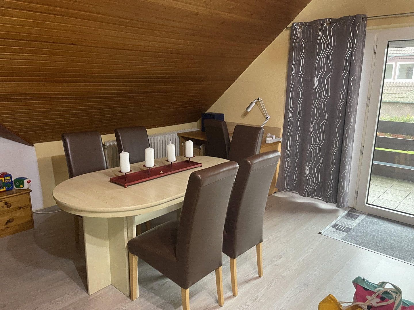 Predaj domu 250 m², pozemek 654 m², Norden, Dolné Sasko Predaj domu 250 m², pozemek 654 m², Norden, Dolné Sasko