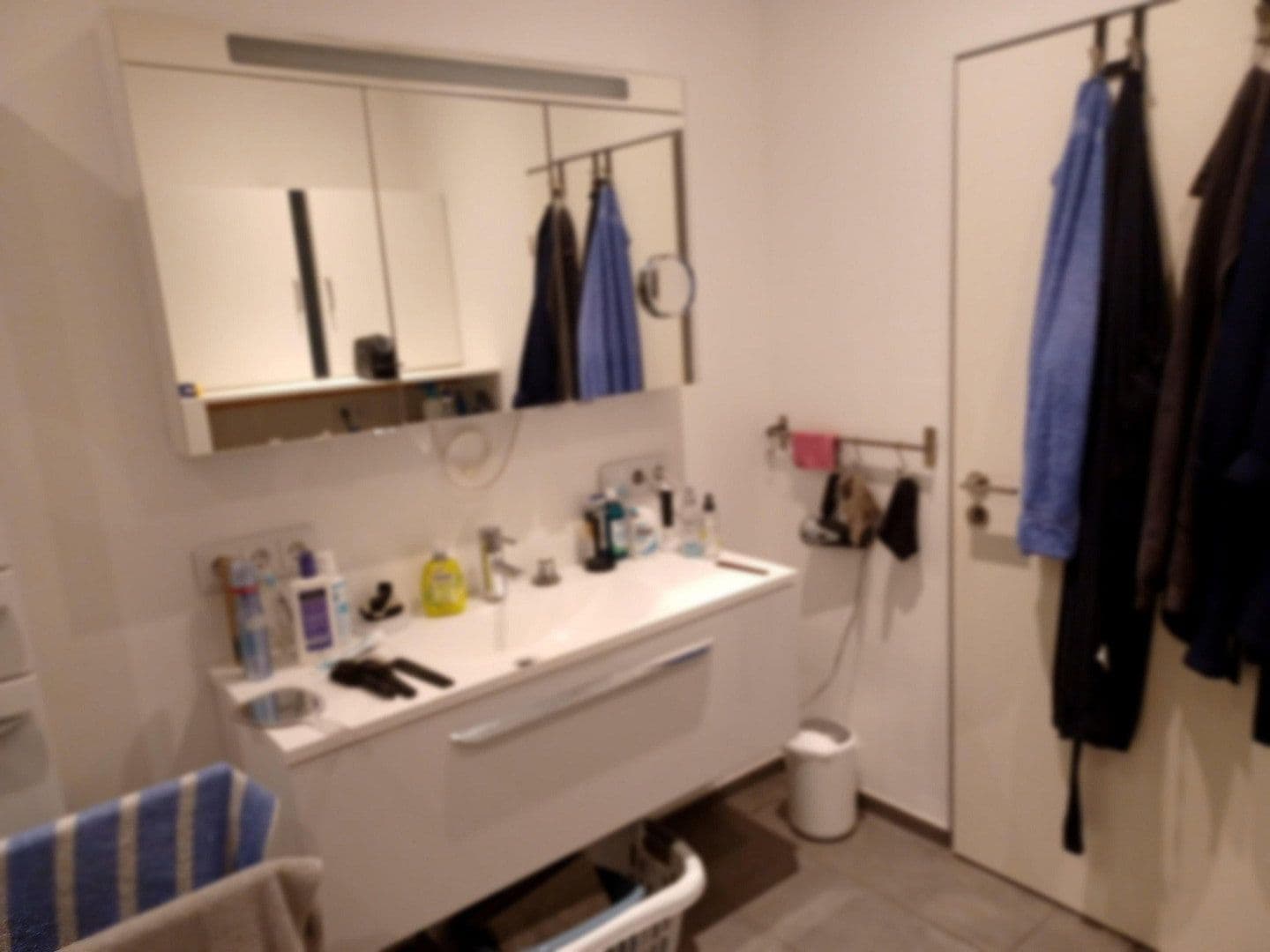 Predaj domu 800 m², pozemek 1.600 m², Hessisch Lichtenau, Hesensko Predaj domu 800 m², pozemek 1.600 m², Hessisch Lichtenau, Hesensko