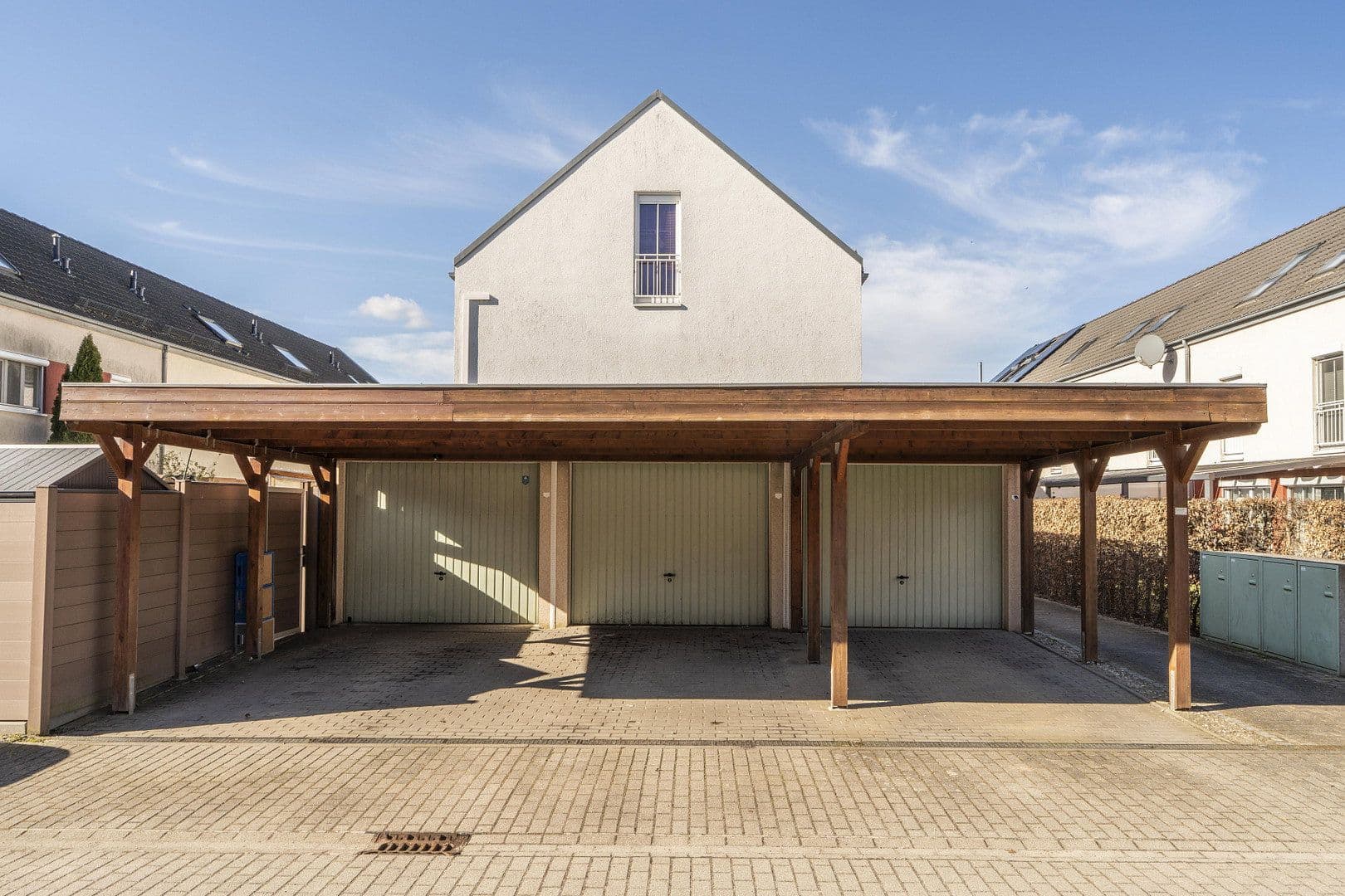 Predaj domu 137 m², pozemek 156 m², Ludwigsfelde, Brandenbursko Predaj domu 137 m², pozemek 156 m², Ludwigsfelde, Brandenbursko