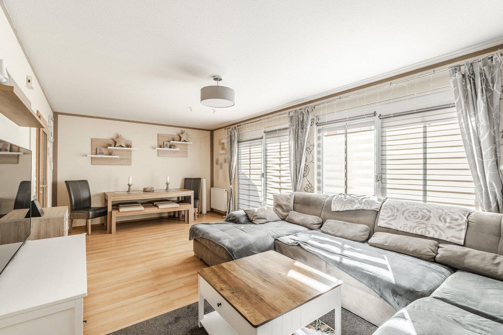 Predaj domu 137 m², pozemek 156 m², Ludwigsfelde, Brandenbursko Predaj domu 137 m², pozemek 156 m², Ludwigsfelde, Brandenbursko