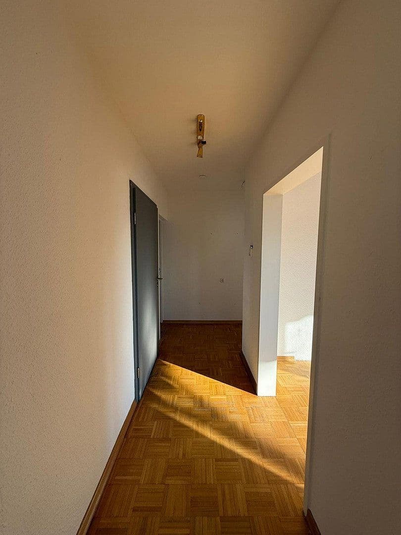 Prenájom bytu 3-izbový 82 m², Zum Traroth 12a, Bad Soden-Salmünster, Hesensko Prenájom bytu 3-izbový 82 m², Zum Traroth 12a, Bad Soden-Salmünster, Hesensko