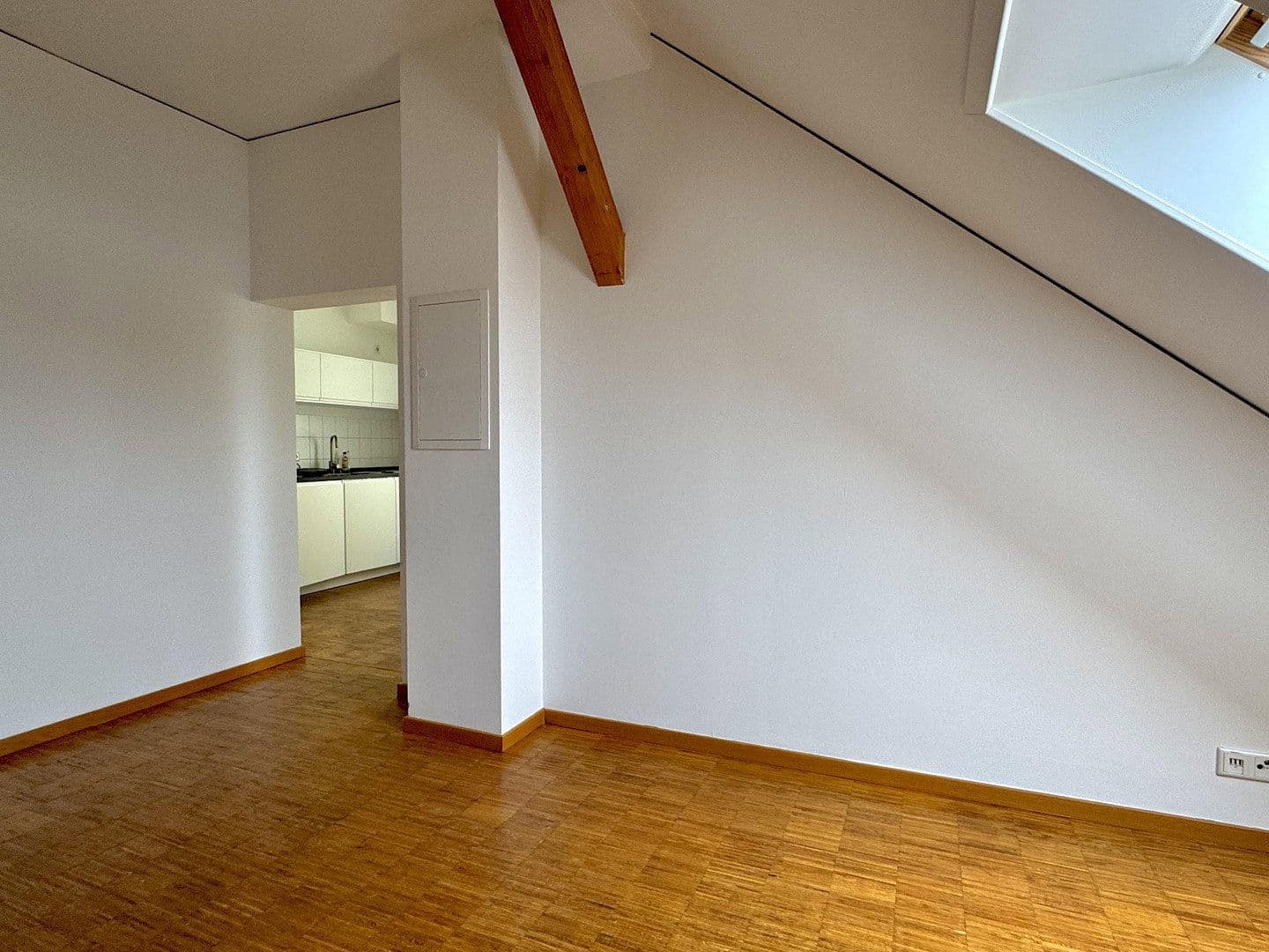 Predaj domu 197 m², pozemek 293 m², Rostocker Straße 30, Neubrandenburg, Meklenbursko-Predpomoransko Predaj domu 197 m², pozemek 293 m², Rostocker Straße 30, Neubrandenburg, Meklenbursko-Predpomoransko