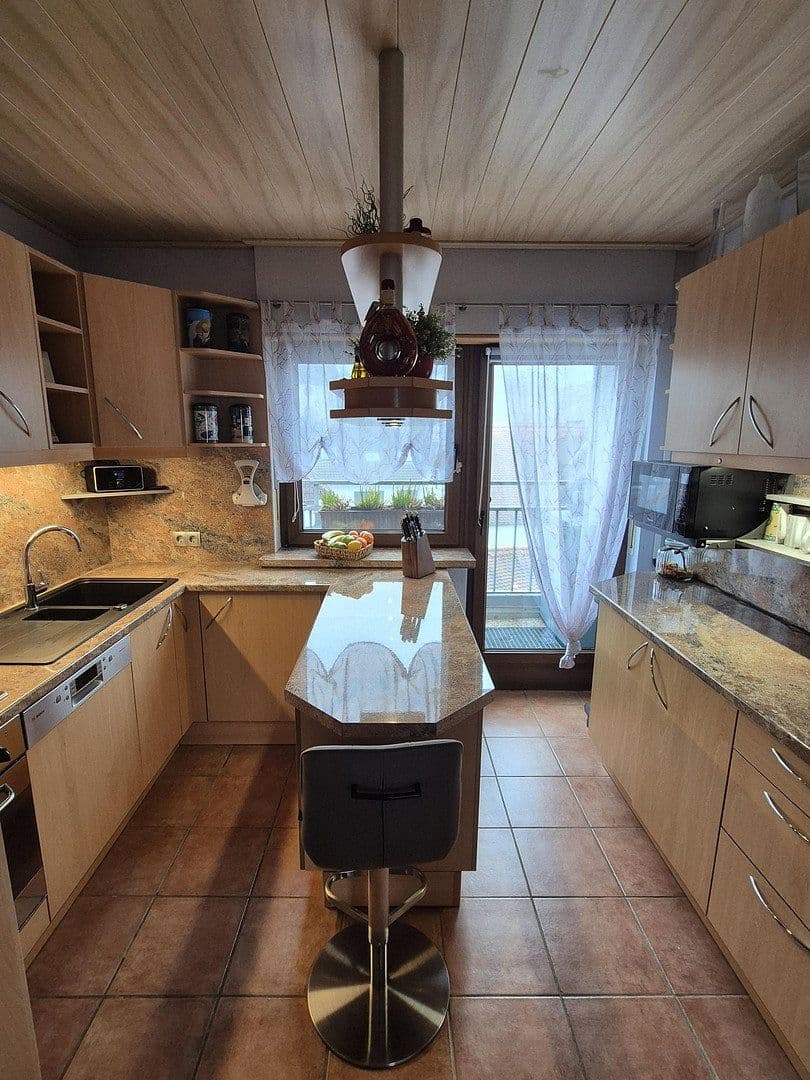 Predaj bytu 5-izbový 115 m², Karben, Hesensko Predaj bytu 5-izbový 115 m², Karben, Hesensko