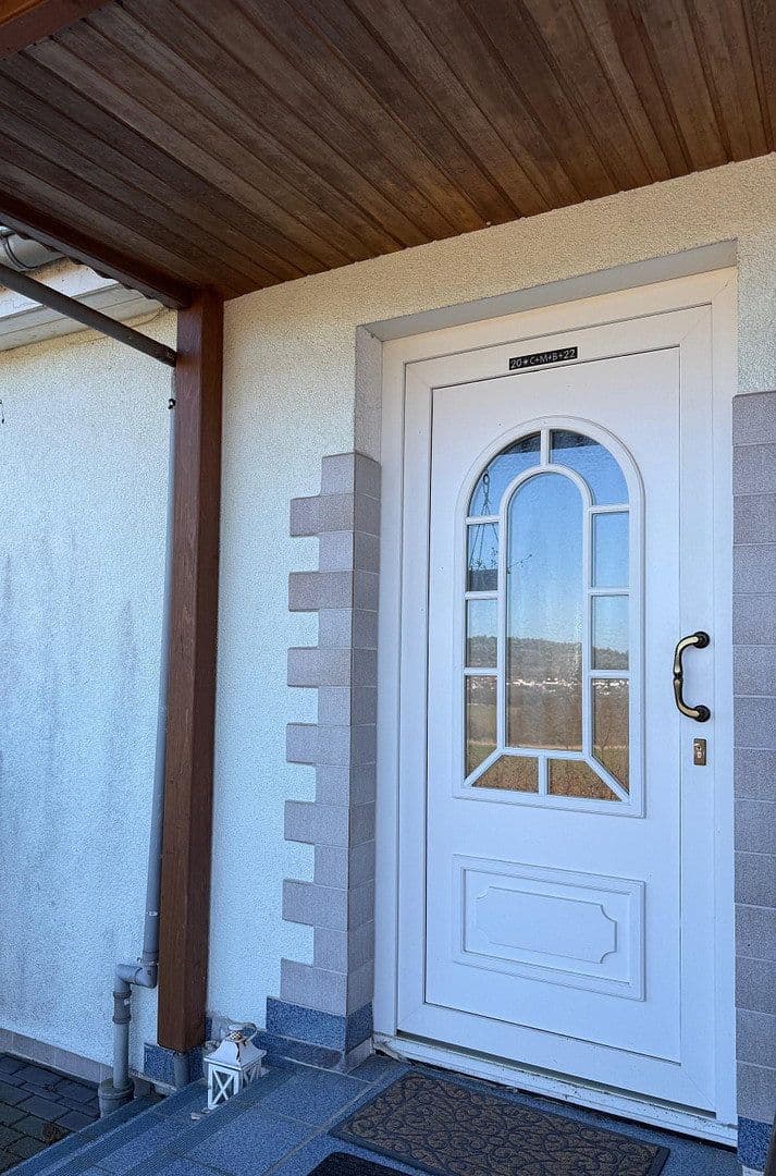 Predaj domu 104 m², pozemek 704 m², Flieden, Hesensko Predaj domu 104 m², pozemek 704 m², Flieden, Hesensko