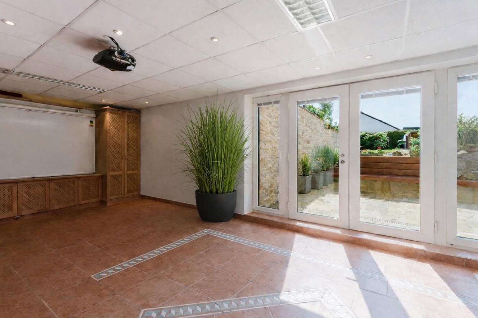 Predaj domu 258 m², pozemek 833 m², Zell am moos, Horné Rakúsko Predaj domu 258 m², pozemek 833 m², Zell am moos, Horné Rakúsko