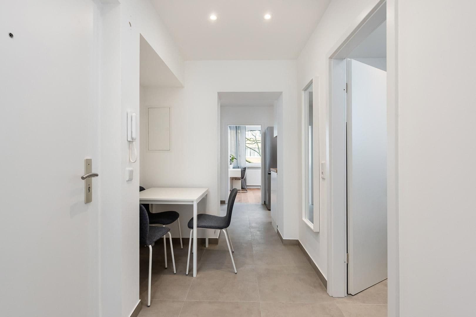 Prenájom bytu 16 m², Hüttenstr. 75, Düsseldorf, Severné Porýnie - Westfálsko Prenájom bytu 16 m², Hüttenstr. 75, Düsseldorf, Severné Porýnie - Westfálsko