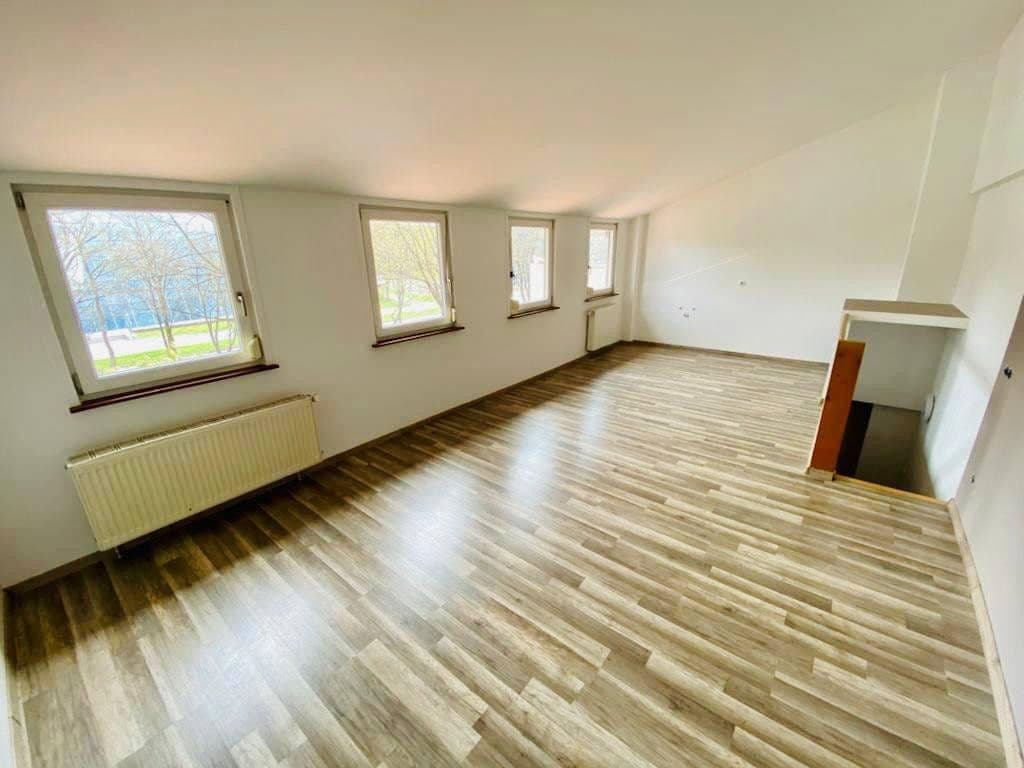 Prenájom domu 110 m², pozemek 102 m², Leopoldstraße 217, München, Bavorsko Prenájom domu 110 m², pozemek 102 m², Leopoldstraße 217, München, Bavorsko