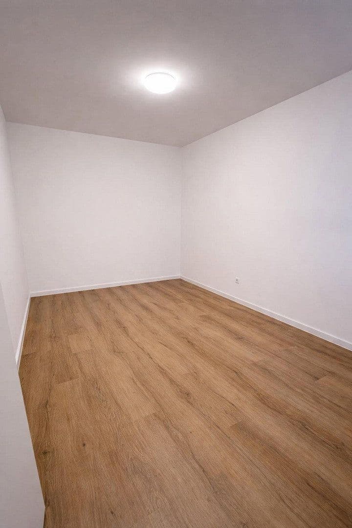 Prenájom bytu 2-izbový 45 m², Etschberger Weg 49, Kusel, Porýnie-Falcko Prenájom bytu 2-izbový 45 m², Etschberger Weg 49, Kusel, Porýnie-Falcko