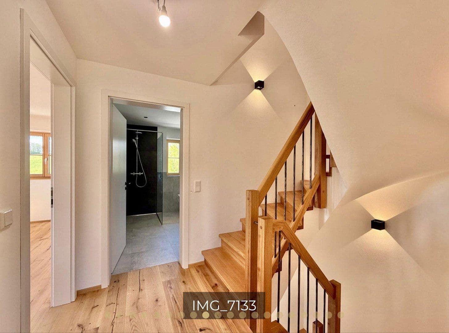 Predaj domu 151 m², pozemek 332 m², Pfarrer-Koller-Weg 6, Dietramszell, Bavorsko Predaj domu 151 m², pozemek 332 m², Pfarrer-Koller-Weg 6, Dietramszell, Bavorsko